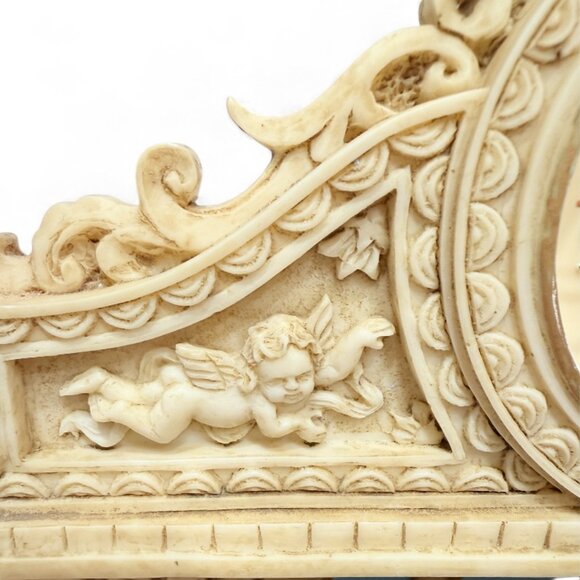 Vintage 3D Last Supper Clock that Works - Picture 3 of 14